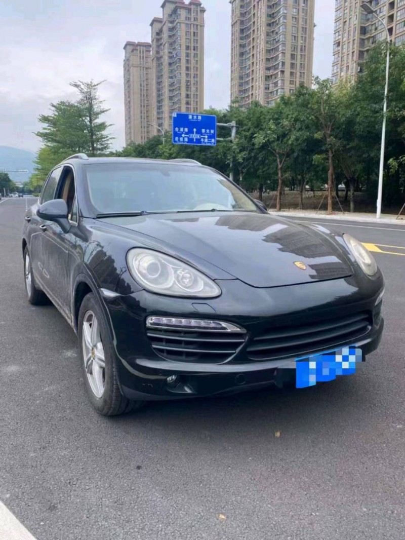 泉州11年保時捷卡宴2