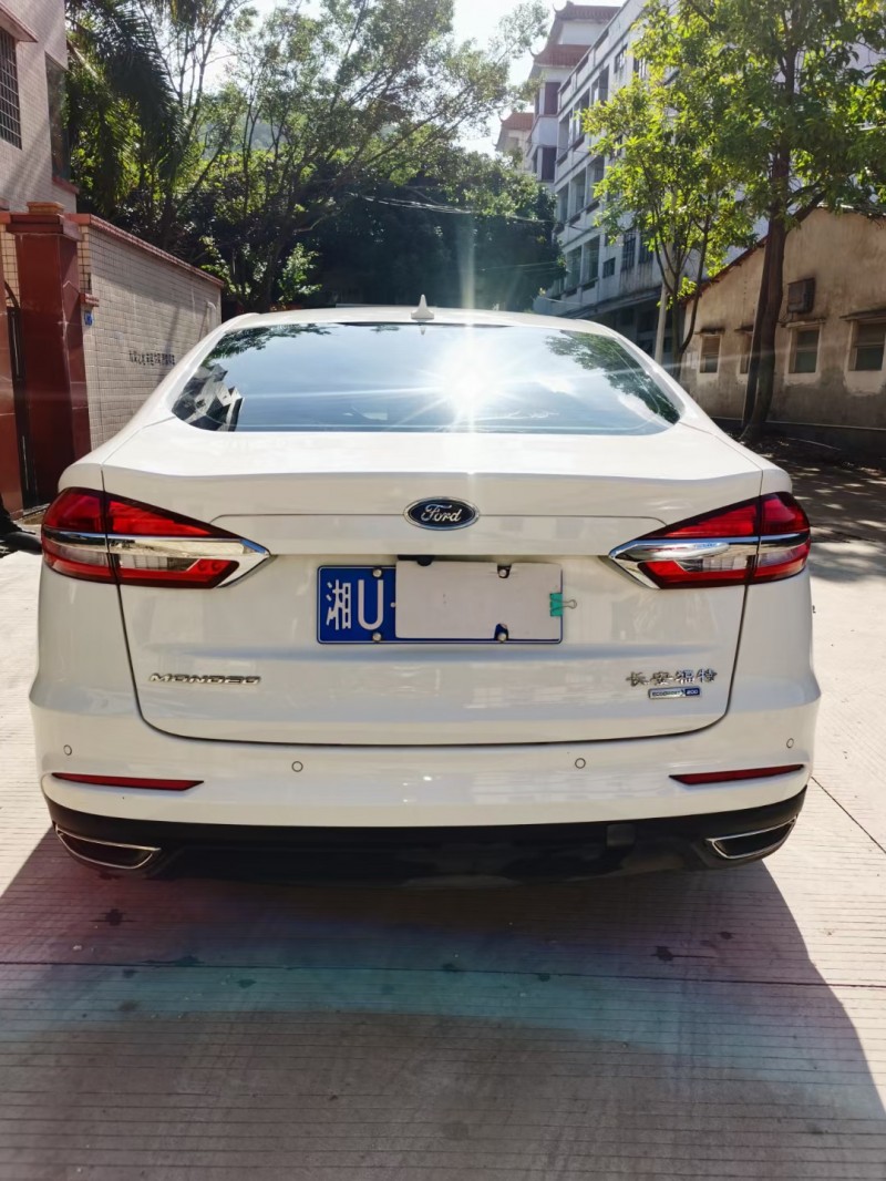 东莞20年福特蒙迪欧1