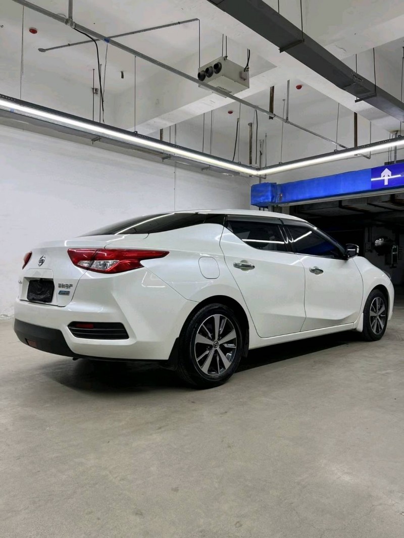 沈陽18年日產藍鳥5