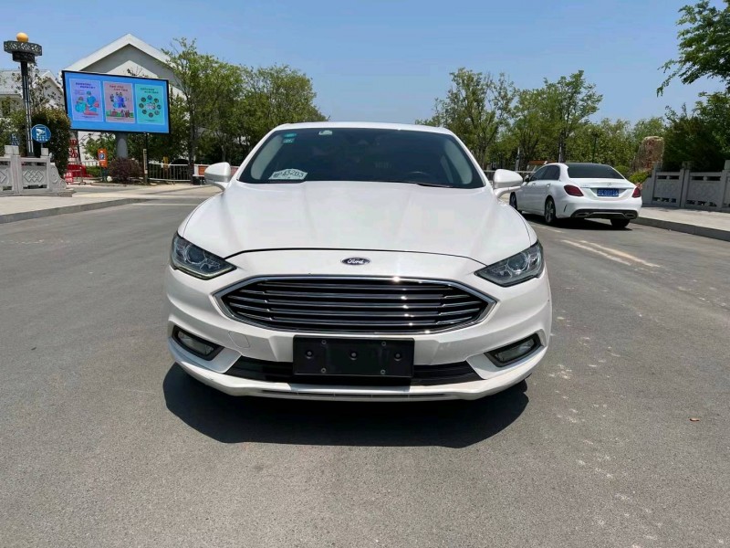 徐州17年福特蒙迪欧1