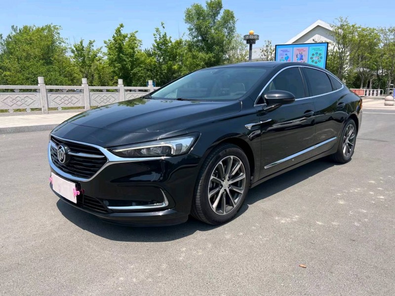 徐州20年别克君越4