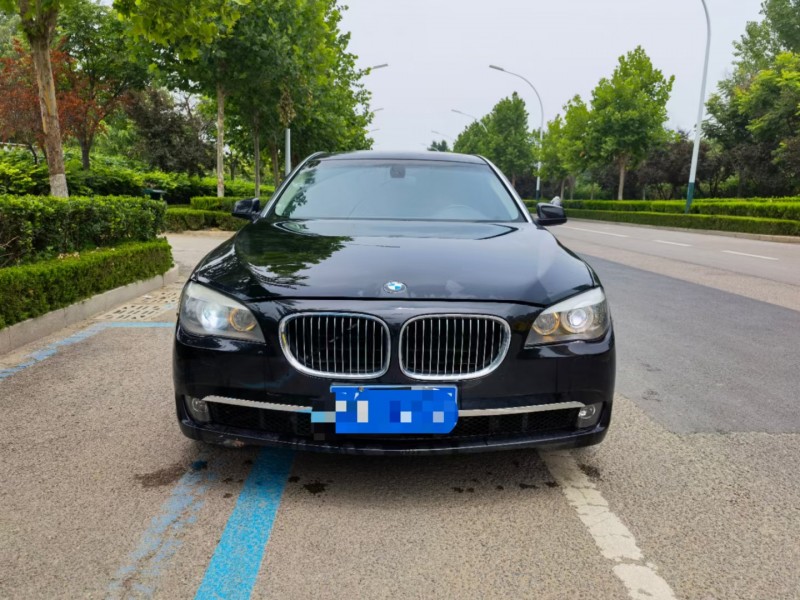 潍坊10年宝马7系9