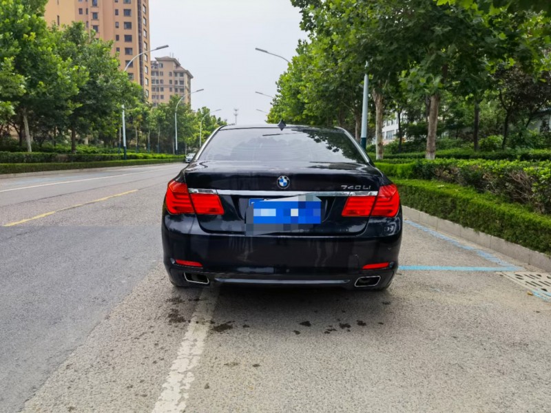 潍坊10年宝马7系6
