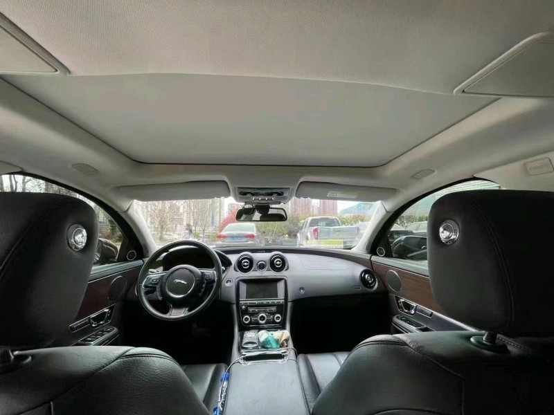 銅仁16年捷豹XJL3