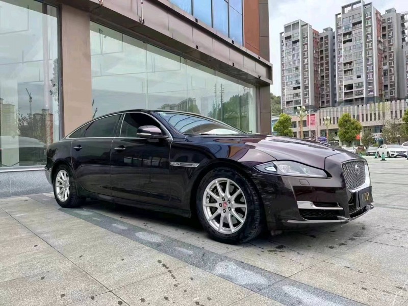 銅仁16年捷豹XJL6