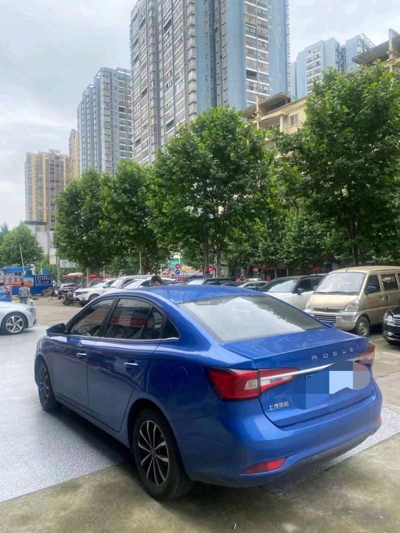 安順21年榮威i55