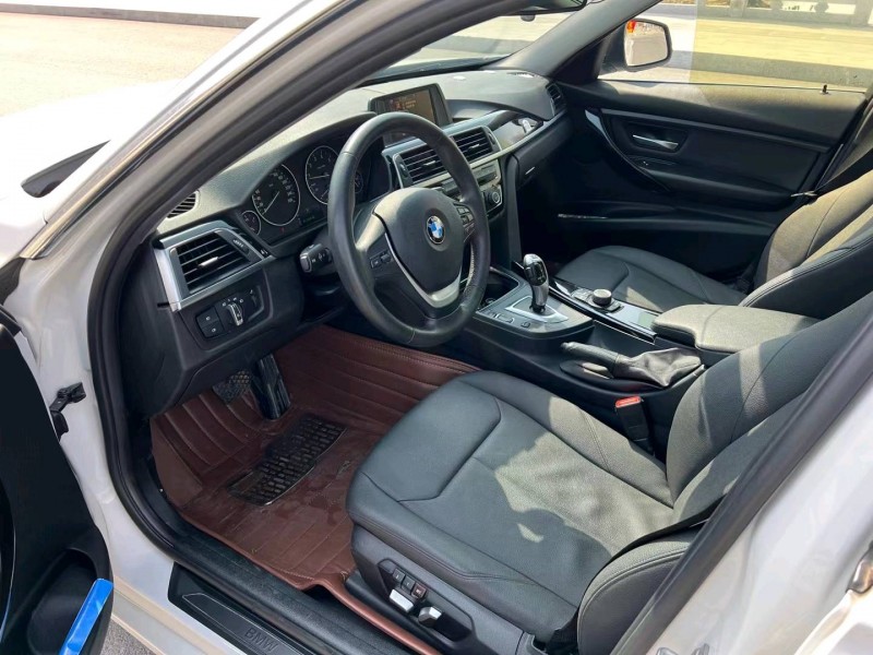 徐州17年宝马3系3