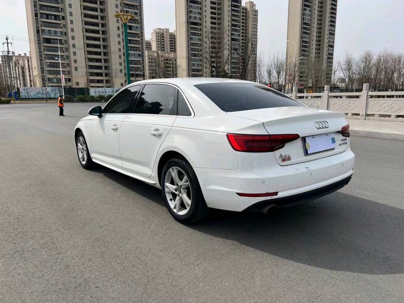 徐州17年奥迪A4L6
