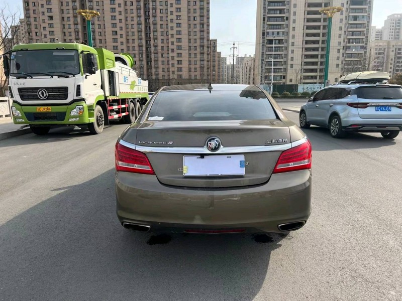 徐州16年别克君越6