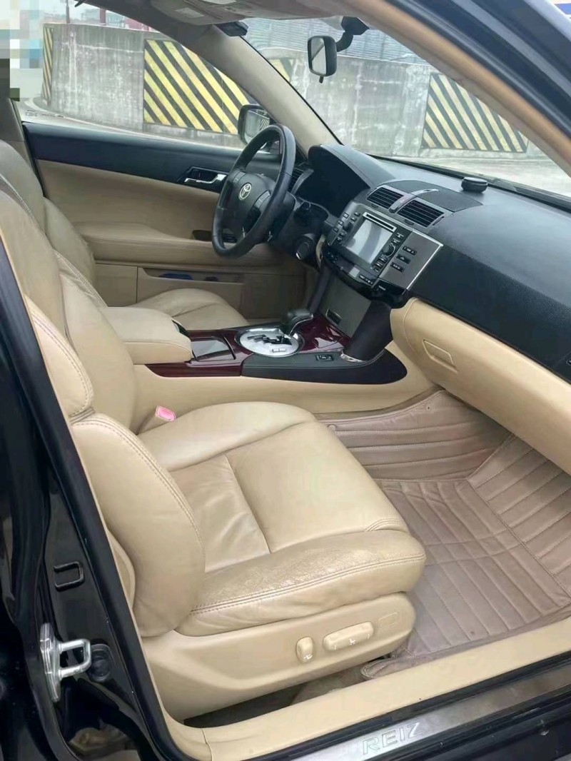 北京10年丰田锐志5