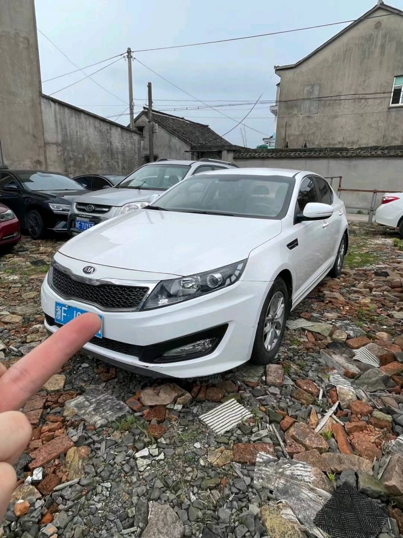 嘉興12年起亞K52