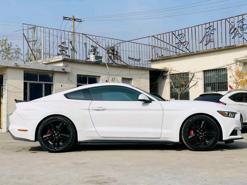 徐州16年福特野马3