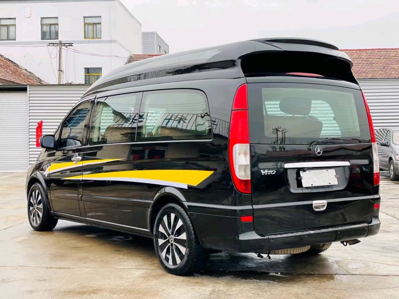 徐州14年奔驰维特斯8