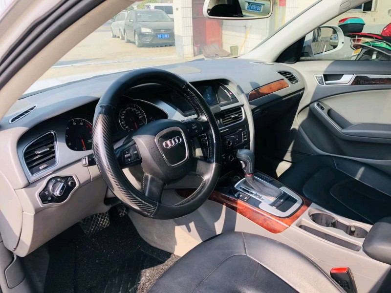 徐州11年奥迪A4L5