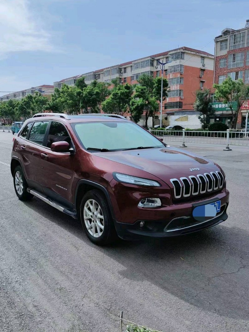 聊城16年Jeep自由光7