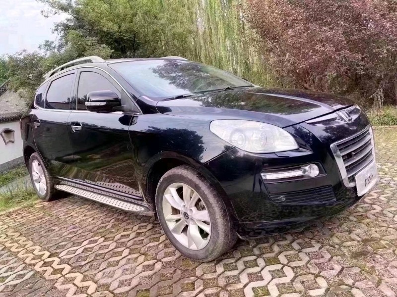 濰坊12年納智捷大7 SUV3