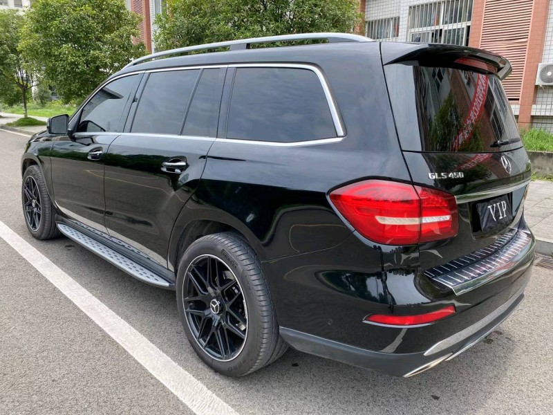 成都18年奔馳GLS3