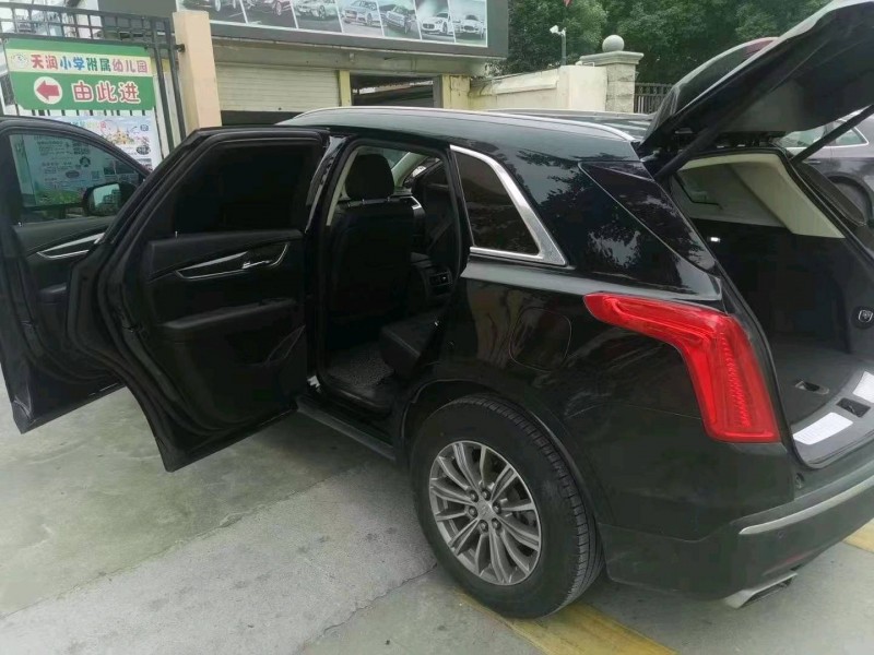 鄂州19年凱迪拉克XT55