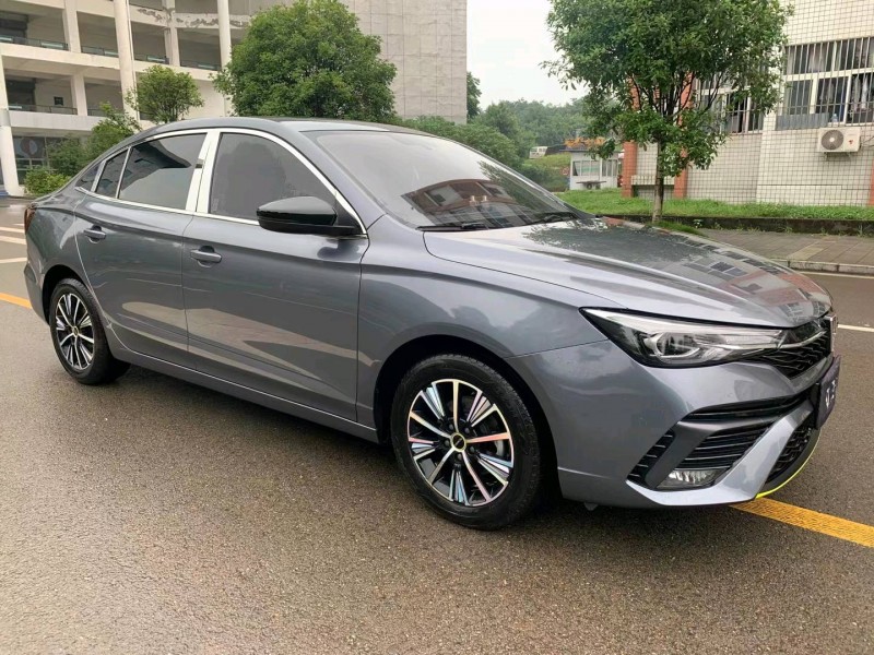 成都21年榮威Ei56