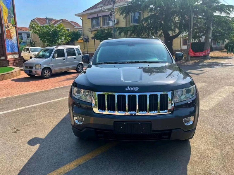 煙臺11年Jeep大切諾基1