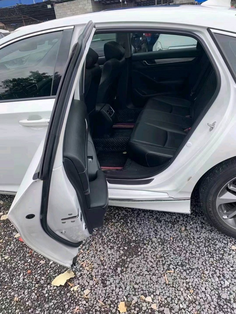 邵阳19年本田英诗派3