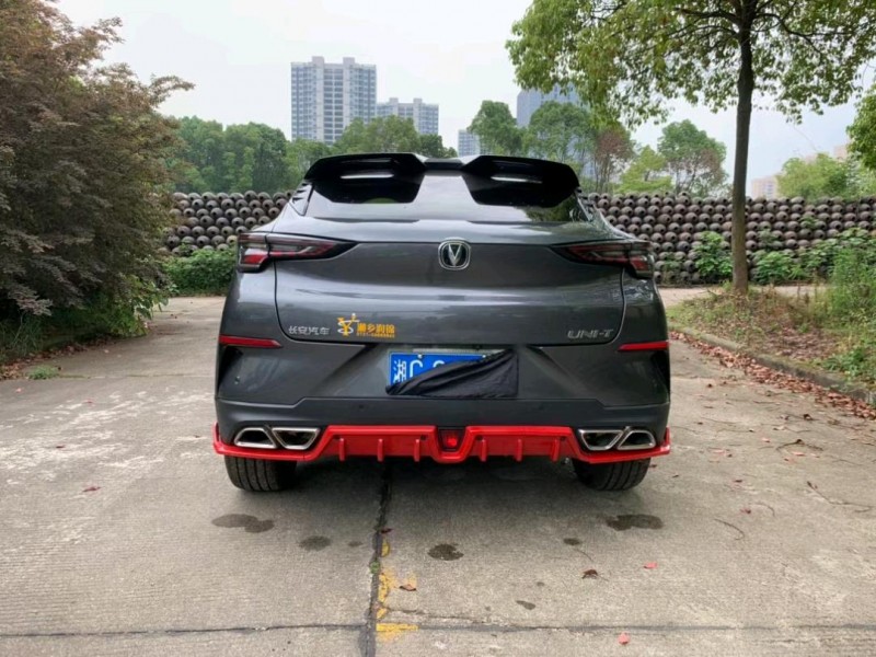 岳陽21年長安汽車UNI-T3
