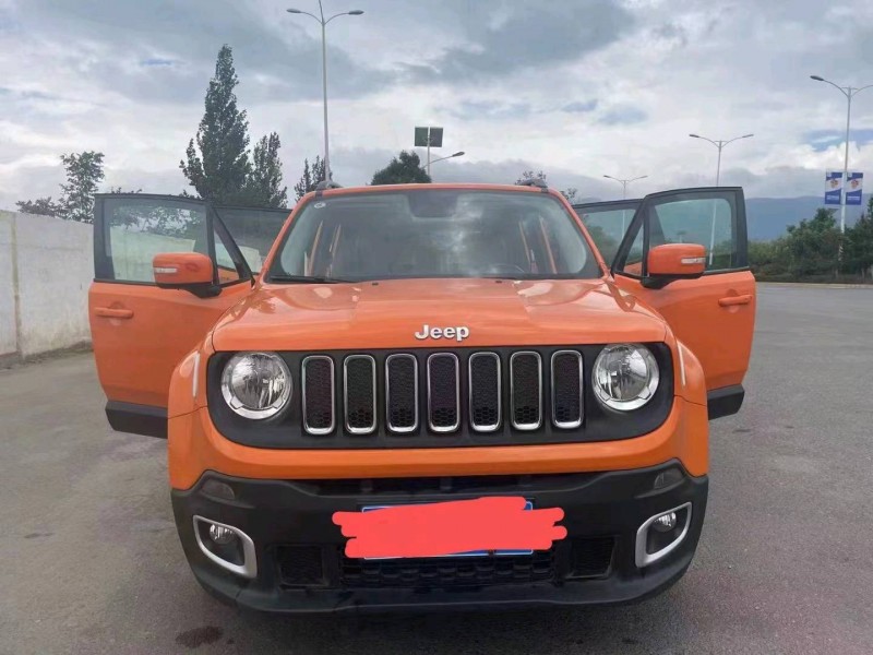 麗江17年Jeep自由俠4