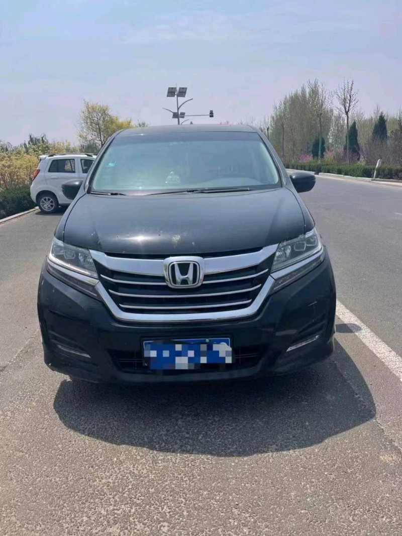 烟台18年本田艾力绅1