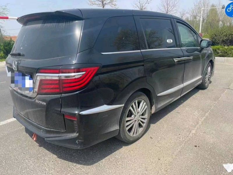 烟台18年本田艾力绅2