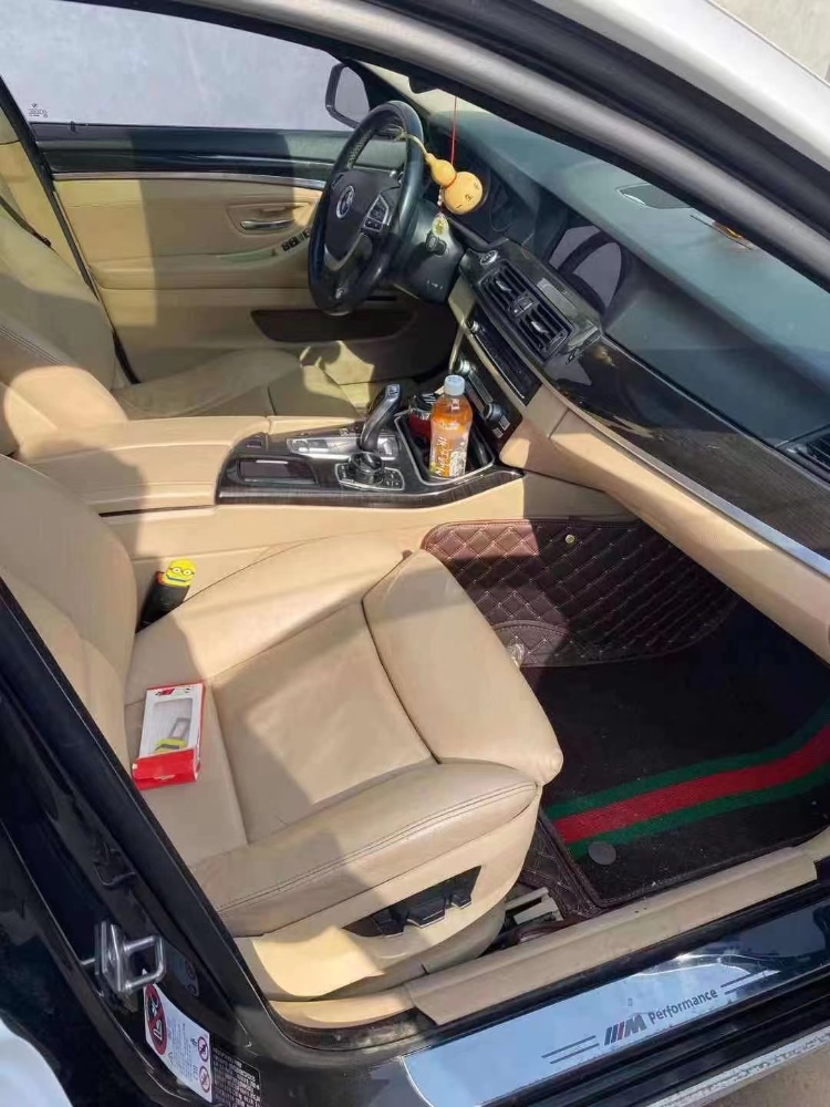 青岛12年宝马5系4