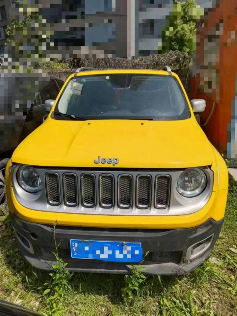 武漢16年Jeep自由俠1