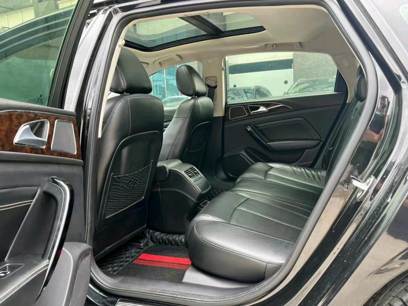 东莞17年众泰Z7005