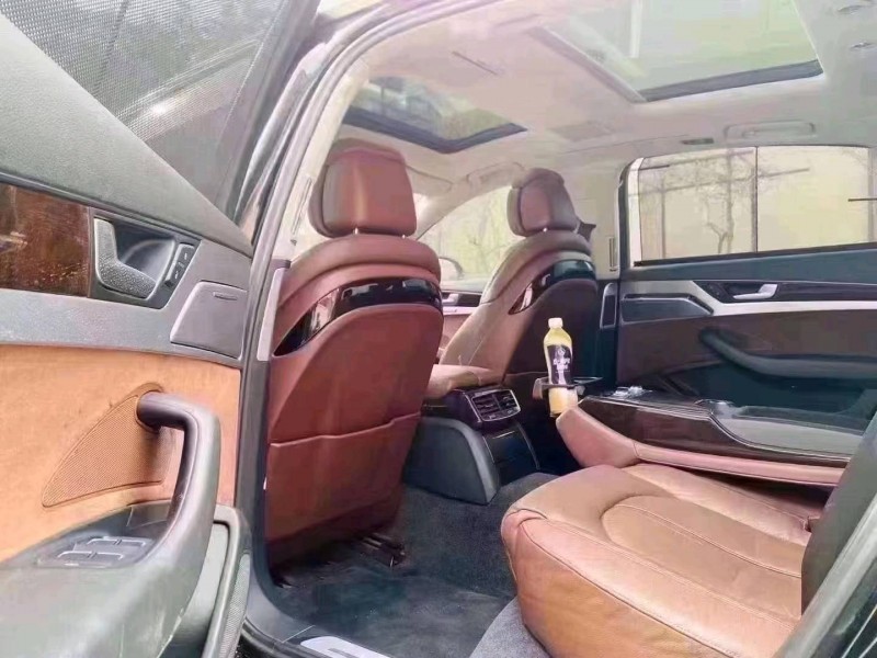 北京15年奥迪A8L8