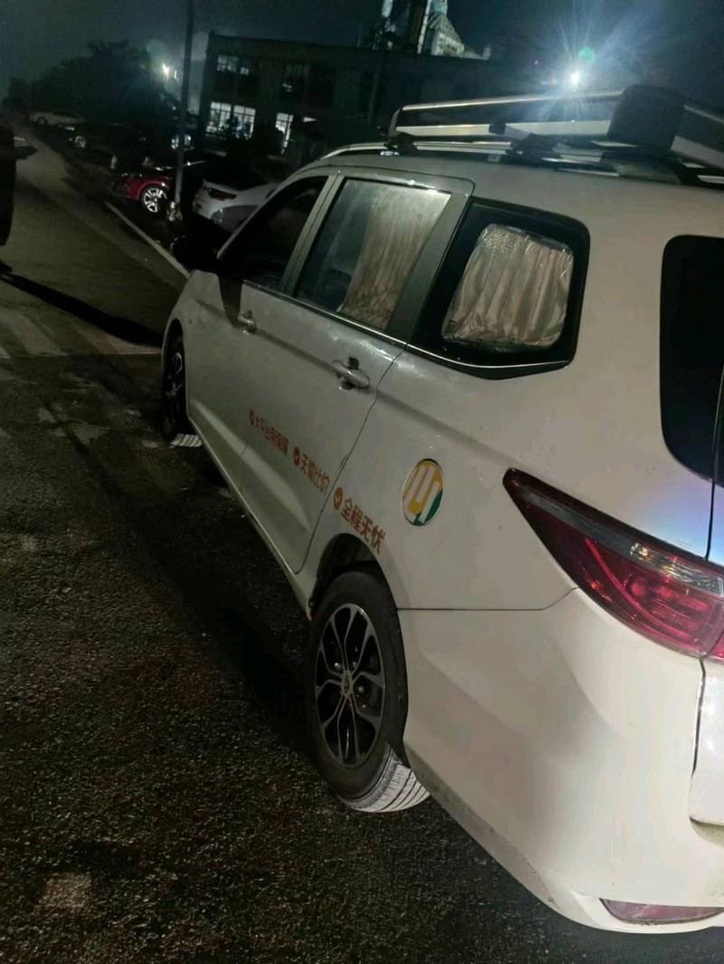 紹興17年長安汽車歐尚5