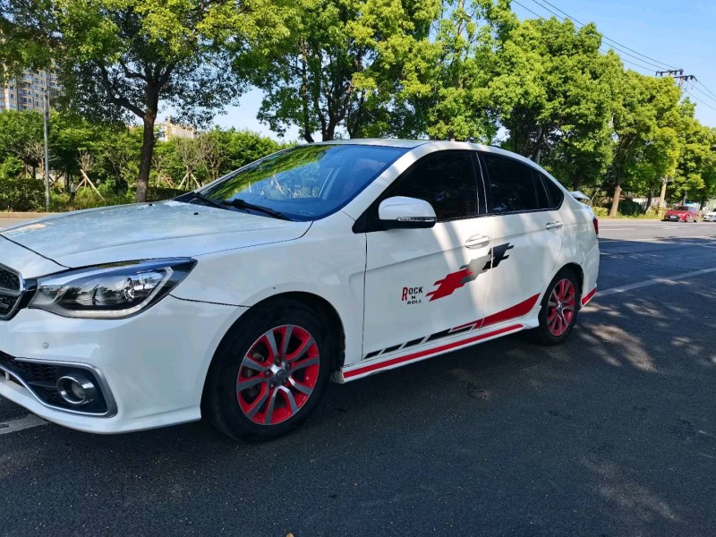紹興16年東南汽車V5菱致2