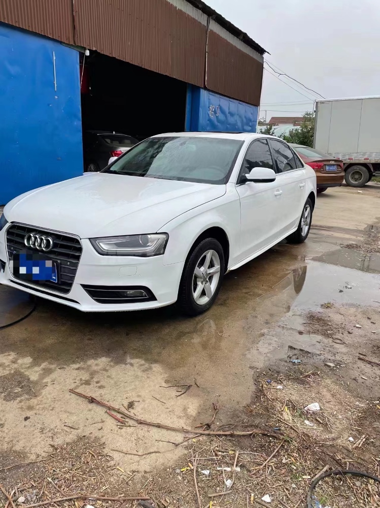 青岛14年奥迪A4L6