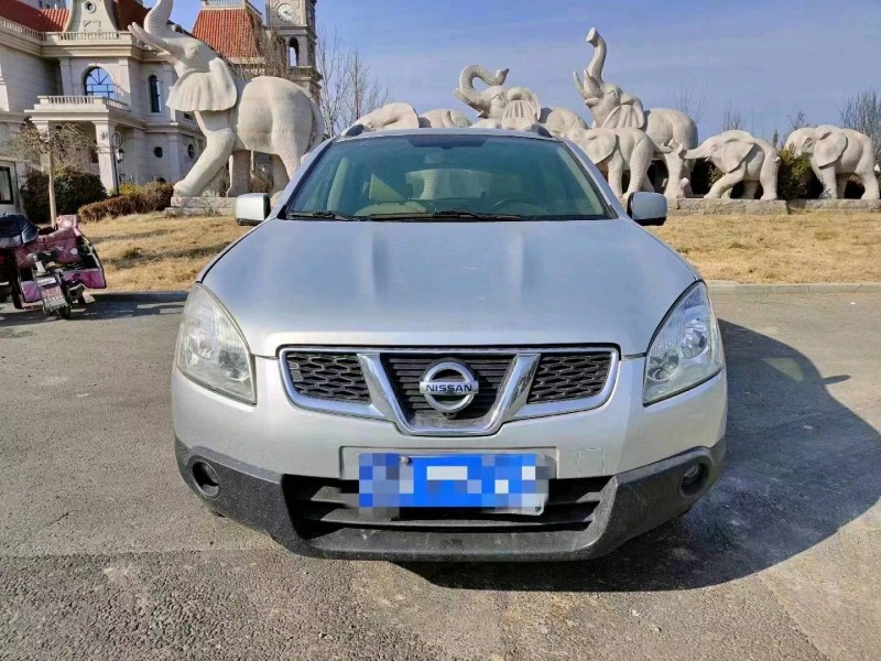 濰坊11年日產逍客1
