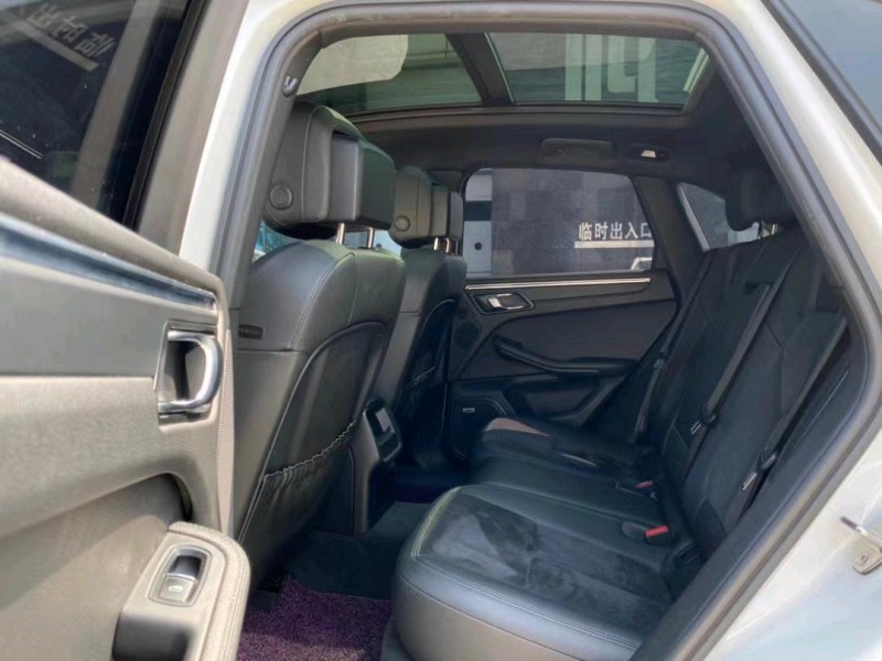 东莞15年保时捷Macan6