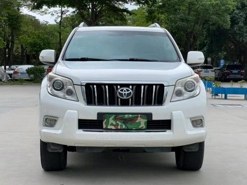 东莞13年丰田普拉多1