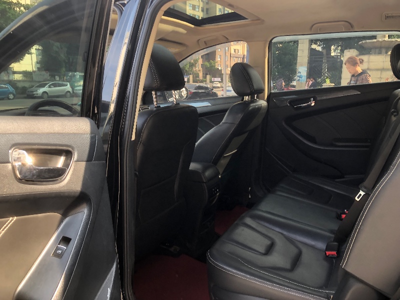 北京18年东风风光6