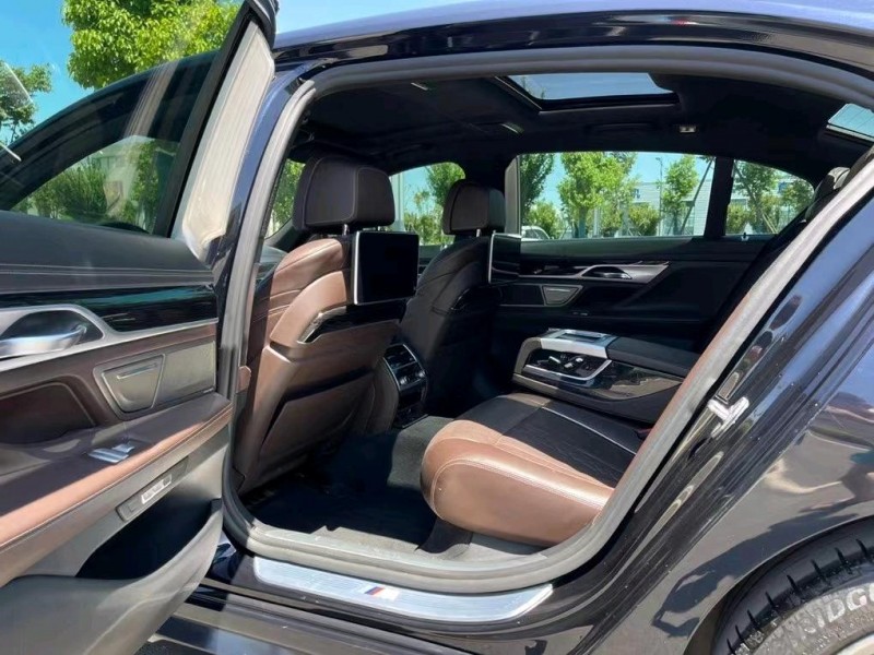 盐城18年宝马7系4