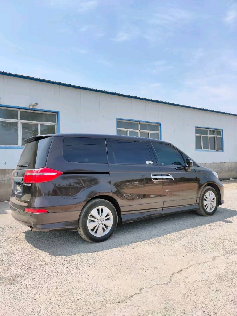 沈阳15年本田艾力绅6