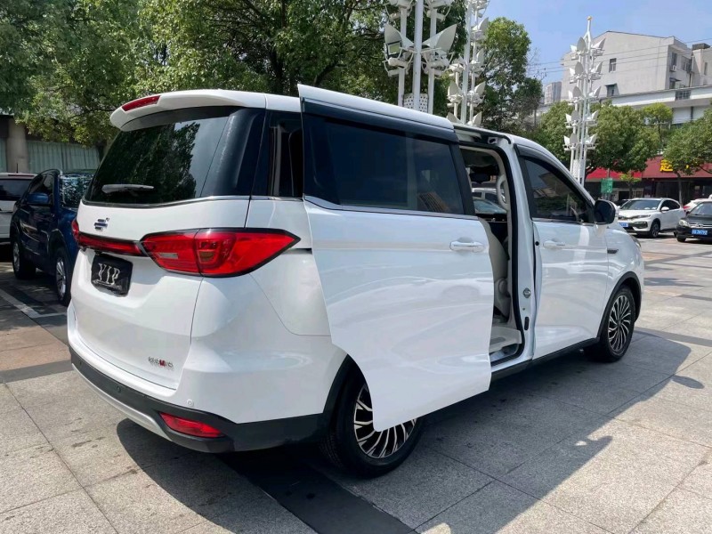 常州19年長安汽車歐尚5