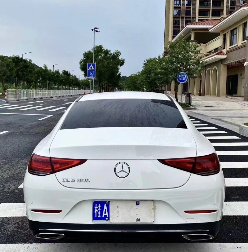 深圳19年奔馳CLS9
