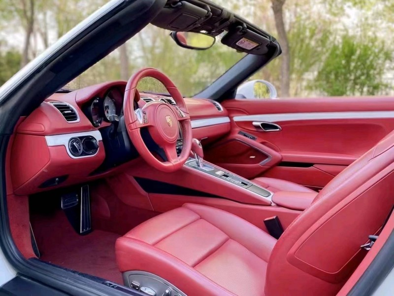 天津16年保時捷Boxster5