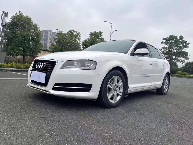 青岛13年奥迪A36