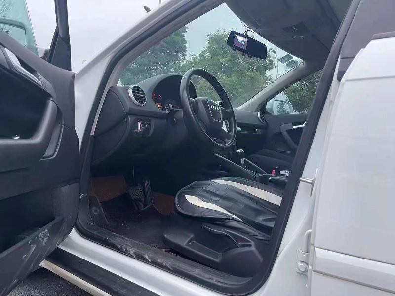 青岛13年奥迪A34