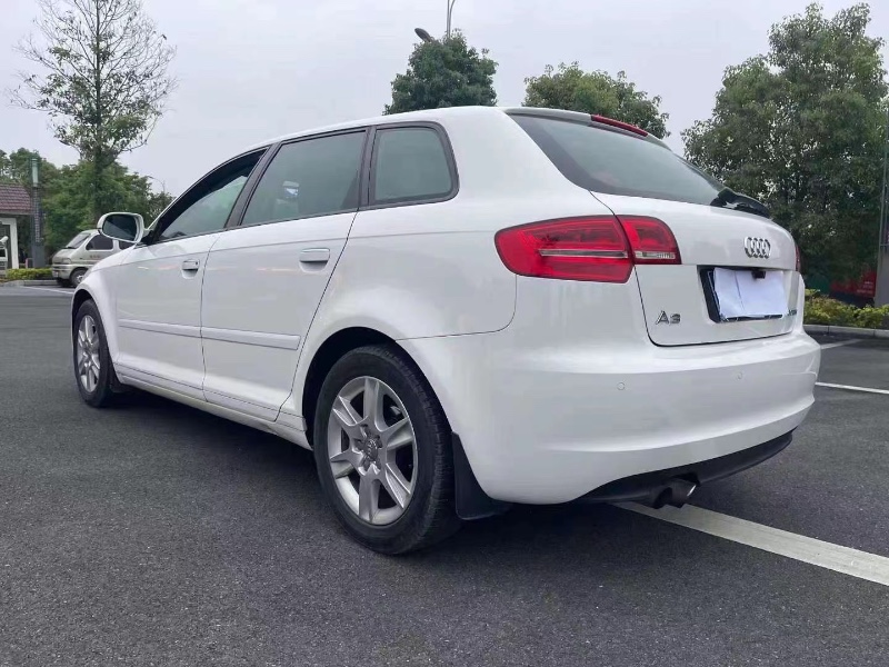 青岛13年奥迪A32