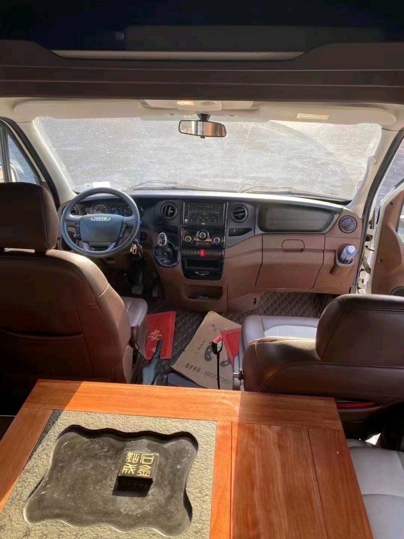 鞍山19年依維柯房車4