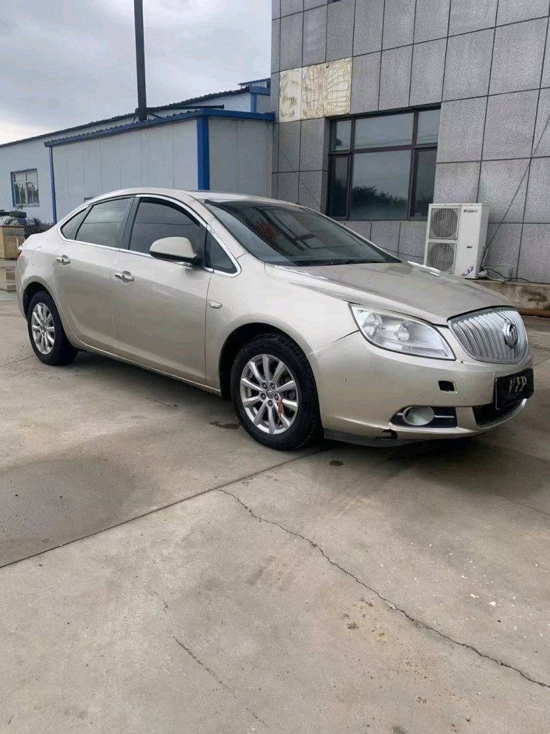 沈阳12年别克英朗2